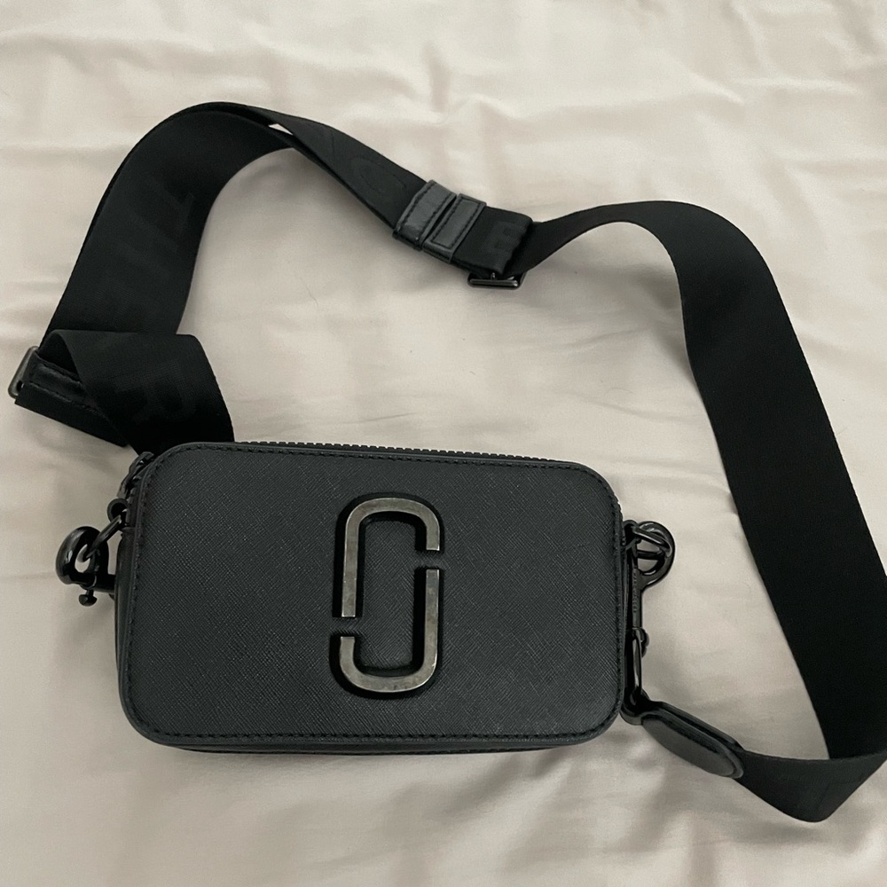 Marc Jacobs Camera bag